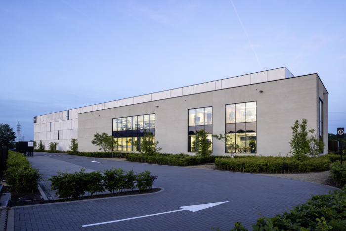 MG SALYX BUSINESS PARK: WILLOW LOGISTICS I - Built-to-suit Production & warehouse facility