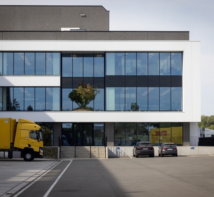 MG Real Estate | MG Logistics Isnes